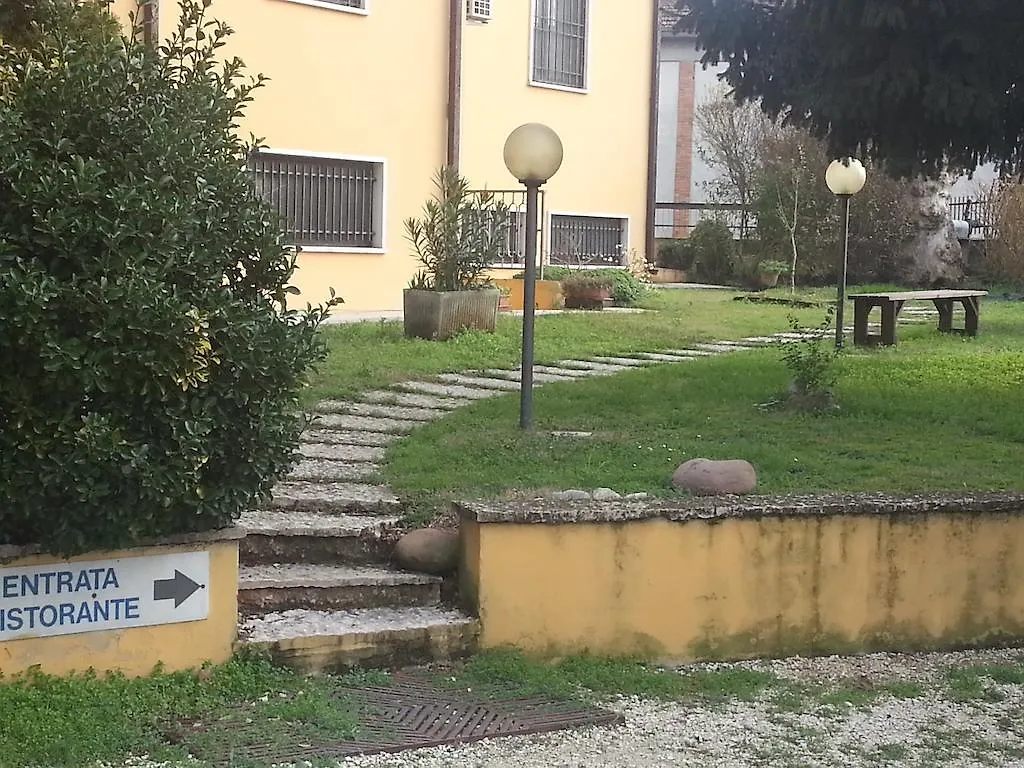 Guest house Nido Delle Cicogne Hotel Goito  Italy